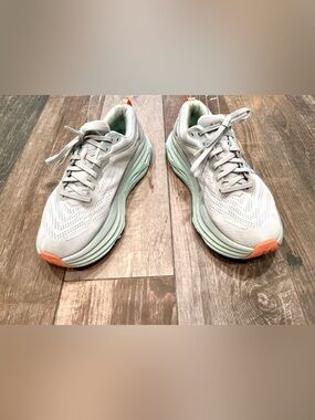 Hoka One One Bondi 8 Shoes Womens Size 8.5B Running Sneakers Light Gray & Green